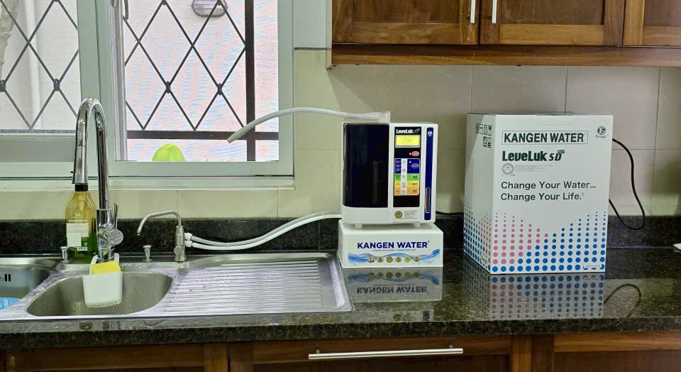 lắp đặt máy lọc nước kangen leveluk SD501 chính hãng